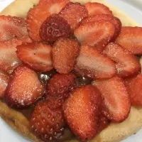 Esfiha de chocolate com morango