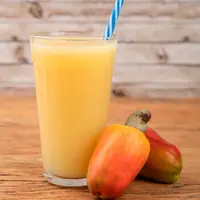 SUCO DE  CAJU COM AGUÁ